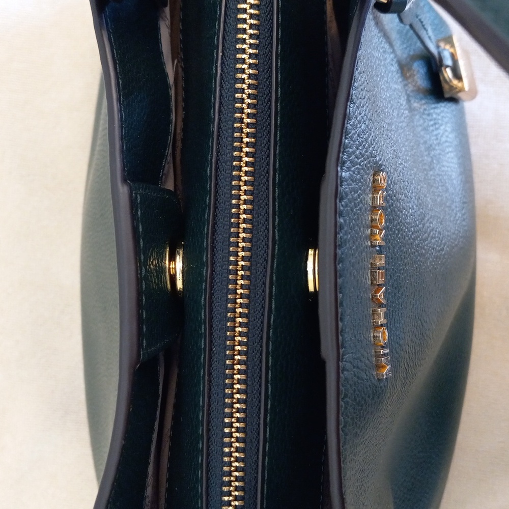 Purse - Picture 13 of 16